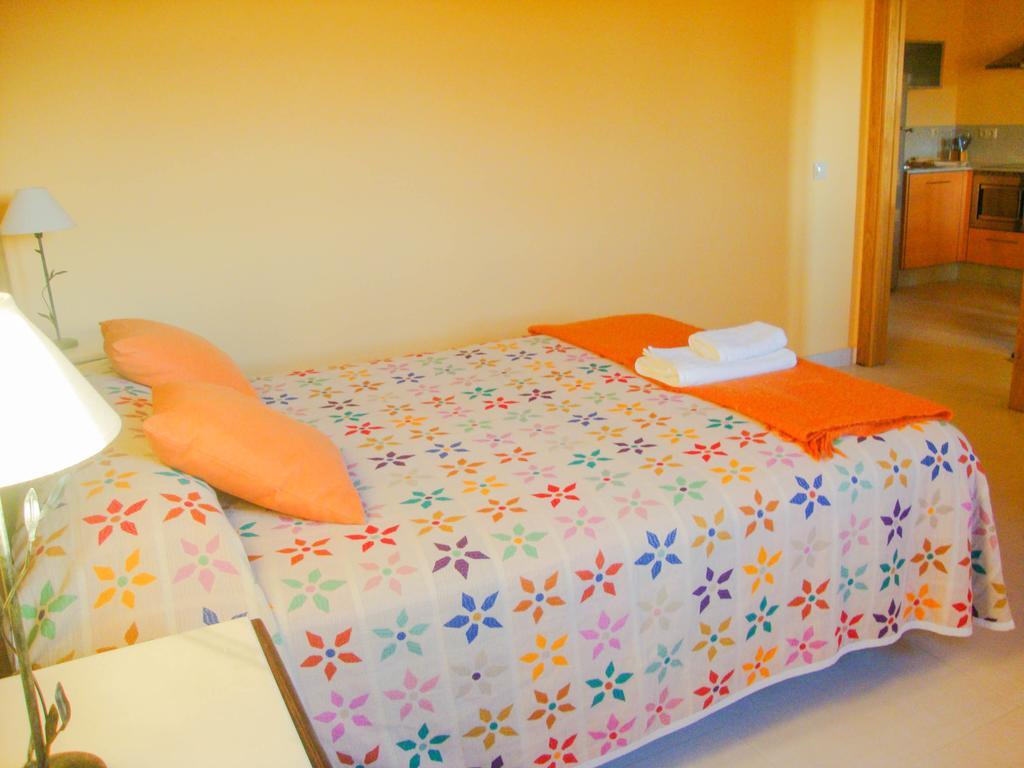 Apartamentos Fandin Ribadeo Chambre photo
