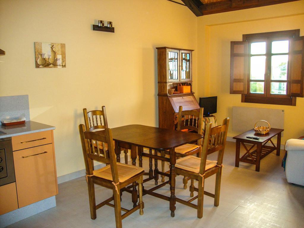 Apartamentos Fandin Ribadeo Chambre photo