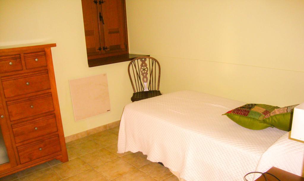 Apartamentos Fandin Ribadeo Chambre photo
