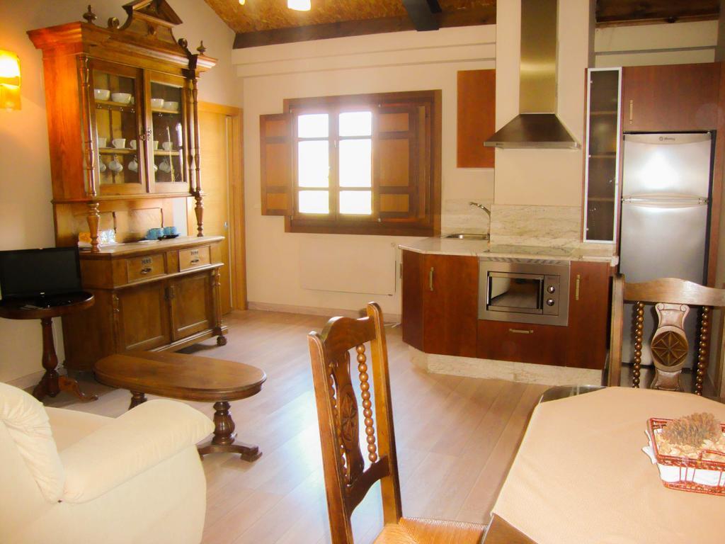 Apartamentos Fandin Ribadeo Chambre photo