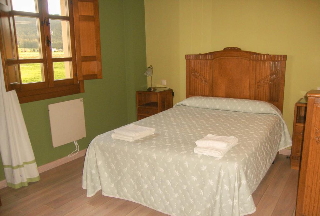 Apartamentos Fandin Ribadeo Chambre photo